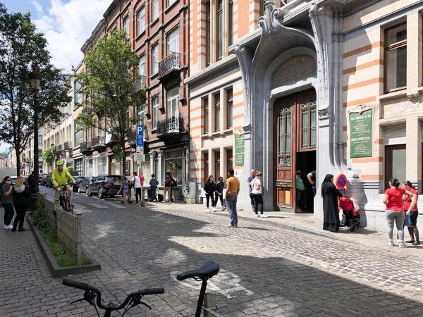 Entrée de l’école n° 1 à Schaerbeek (Contrat Ecole en cours)