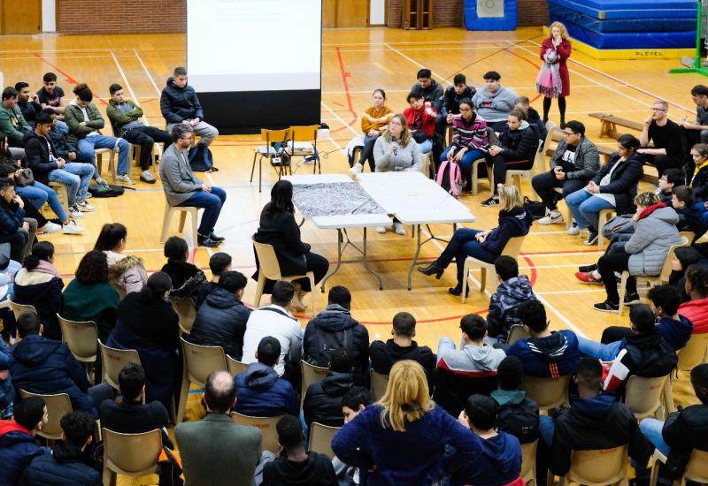 Forum de discussion - Institut communal Marius Renard – Anderlecht